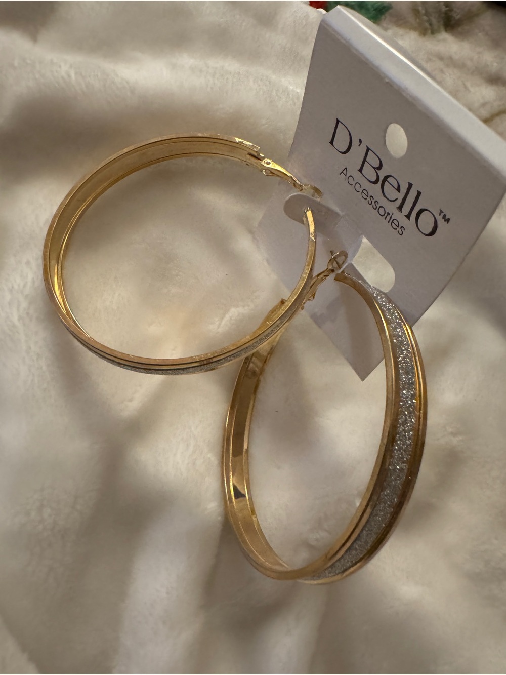 large D'Bello Accessories gold-tone hoop earrings